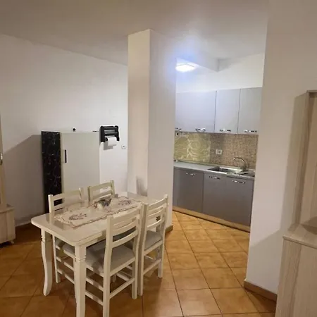 Golem Beach Apartament *