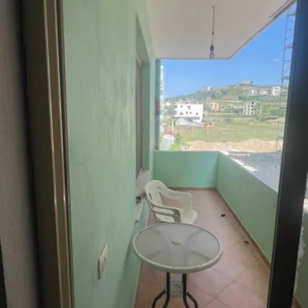 بيت شباب Golem Beach Apartament
